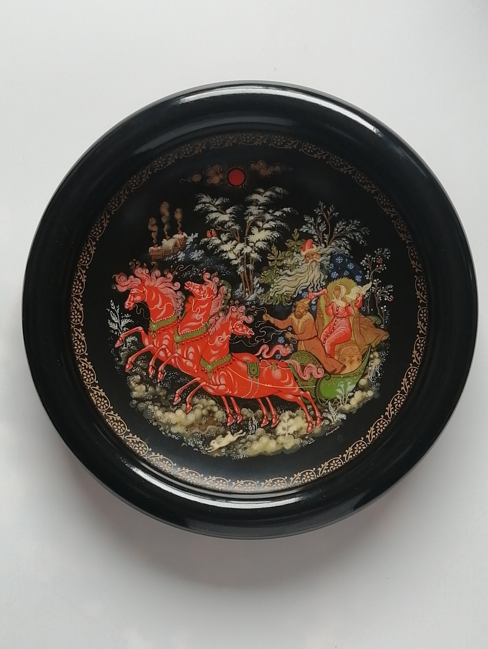USSR 1990 Palekh Vintage Collector's Plate Russian Legends Series (#12) Wall Art
